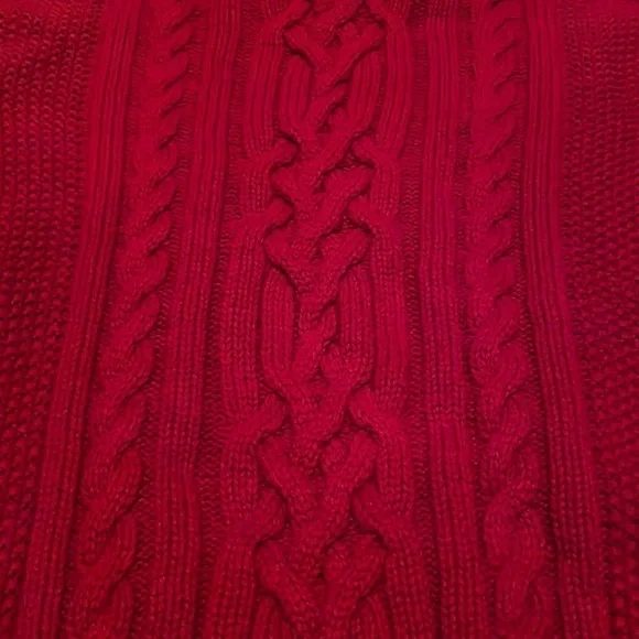 Gap Kids Russian Red Cable Knit  3 Button Sweater with Faux Fur Lined Collar - Picture 4 of 13